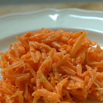 Салат из тёртой моркови