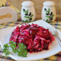 Салат из свеклы и красной рыбы
