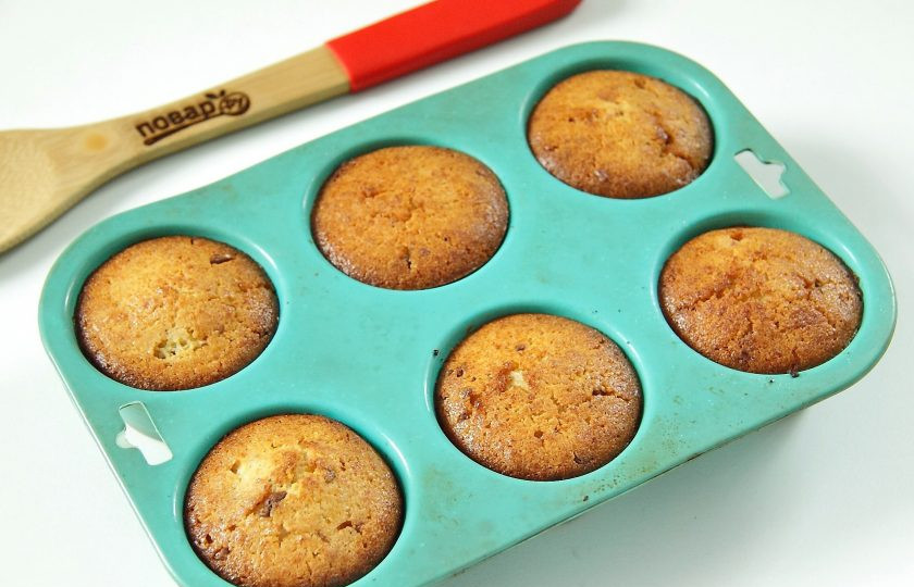 1. Этап. Творожные кексы с лимоном: Выпекайте при 180 градусах около 25-30 минут или до румяного верха. Творожные кексы с лимоном готовы.