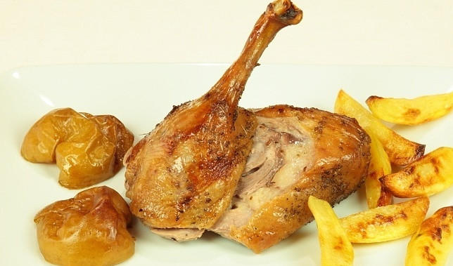 1. Этап. Запеченный гусь, фаршированный яблоками: Приятного аппетита!