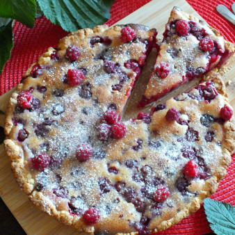 Киш с малиной