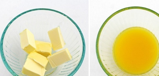 1. Этап. Булочки с творогом и изюмом: 3. Сливочное масло растопите.