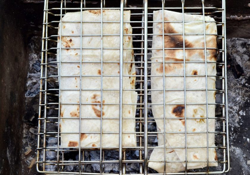 1. Этап. Шаурма на углях: И отправьте на угли.