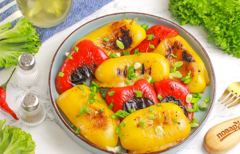 1. Этап. Перец на мангале: Подайте к столу горячим или теплым вместе с запеченным мясом, птицей, различными соусами, паштетами и т.д. Приятного вам аппетита!