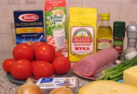 1. Этап. Лазанья с сыром и ветчиной: Подготовьте продукты.