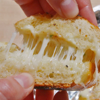 Grilled Cheesy Bread