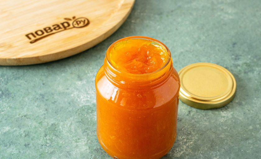1. Этап. Повидло из тыквы с апельсином: Разложите повидло по чистым стерилизованным банкам.