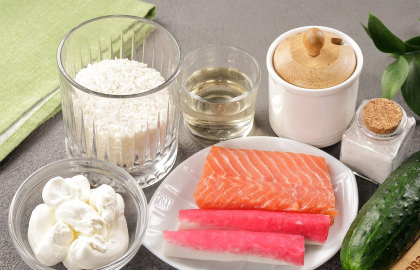 1. Этап. Суши-моти: Подготовьте необходимые ингредиенты.