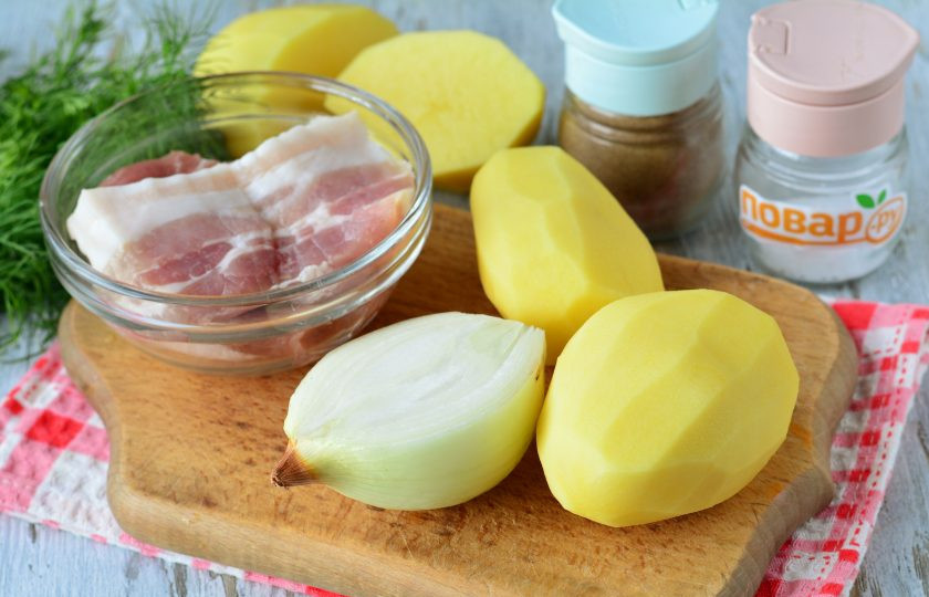 1. Этап. Жареная картошка с грудинкой: Подготовьте все ингредиенты.