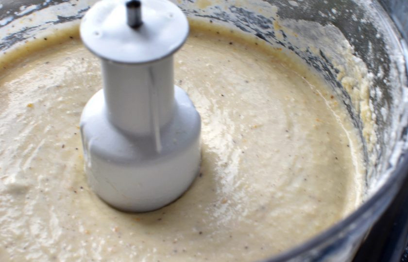 1. Этап. Венские творожные вафли: Пробейте еще раз до образования густого однородного теста. Дайте постоять минут 15.