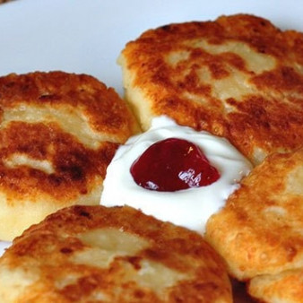 Сырники из творога на сковороде