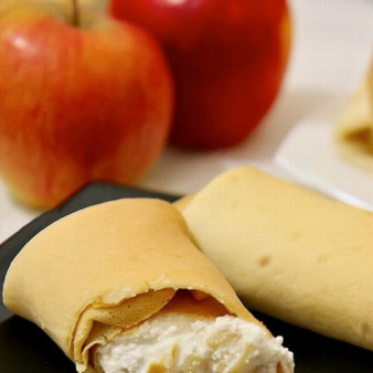 Блинчики с творогом и яблоками