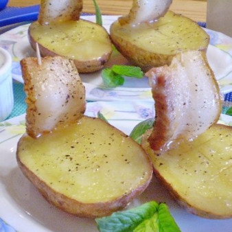 Картошка с салом в духовке Кораблики