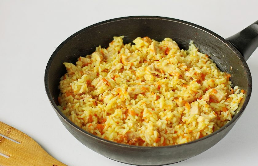 1. Этап. Рис с копченой курицей: Рис с копченой курицей готов.
