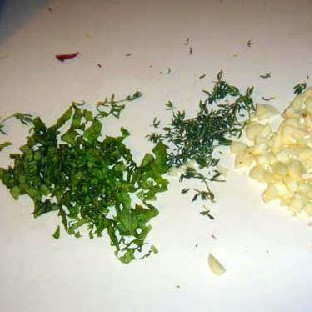 1. Этап. Запеченный Зити: ...мелко нарезаем.