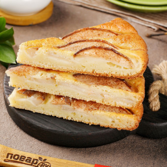 Заливной грушевый пирог