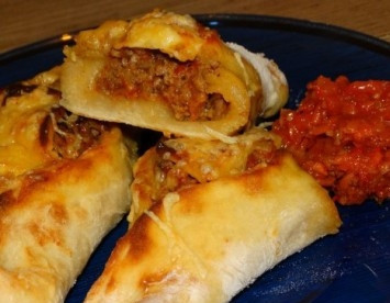 1. Этап. Свиха: Вкусную и сочную свиху подаем к столу с аджикой, томатным соком или просто с кефиром.