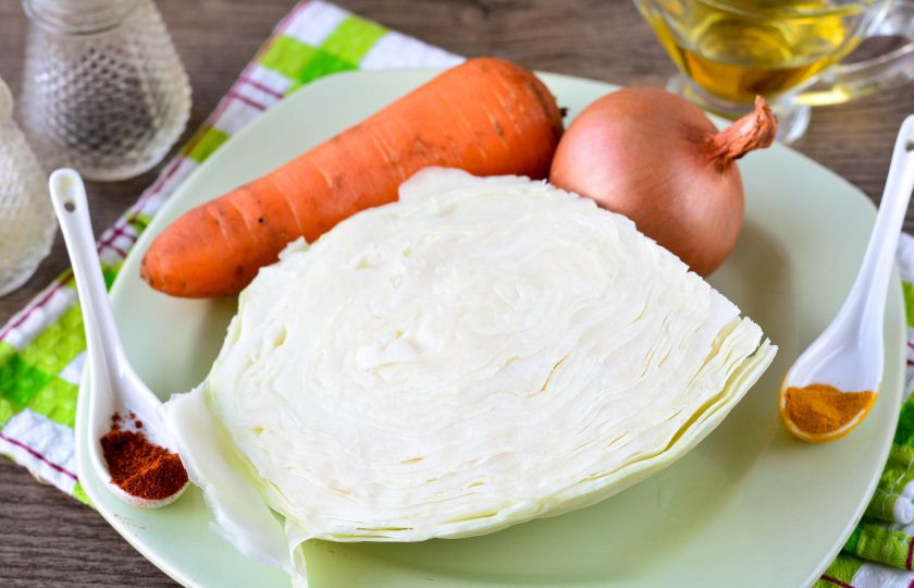 1. Этап. Капуста в пакете в духовке: Подготовьте ингредиенты.