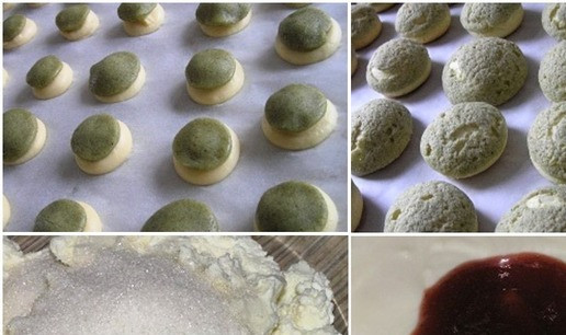 1. Этап. Праздничный Крокембуш: Каждую заготовку накройте песочным тестом. Поставьте в разогретую духовку на 25-30 минут. Затем остудите. Приготовьте клубничный крем. Для этого взбейте творожный сыр с сахарной пудрой, добавьте клубничный сироп (или клубнику, протертую с сахаром), немного взбейте. Охладите.