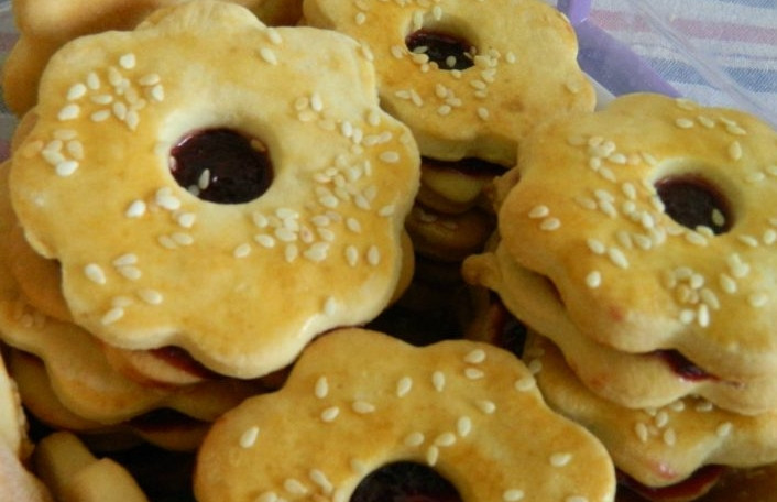 1. Этап. Печенье с вареньем (быстро и просто): 4. Готово! Приятного аппетита!