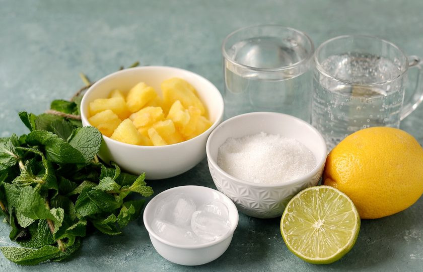 1. Этап. Ананасовый лимонад: Подготовьте все ингредиенты.