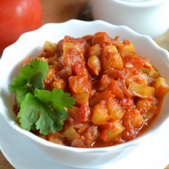 Диетическое рагу из кабачков