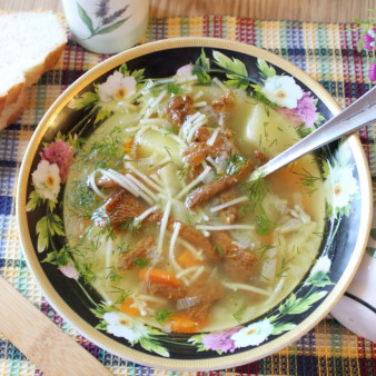 Суп из грибов лисичек