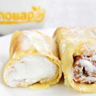 Блинчики с творогом в духовке со сметаной