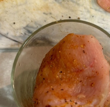 1. Этап. Мясные колобки с начинкой: И закрываем начинку с обеих сторон мясом