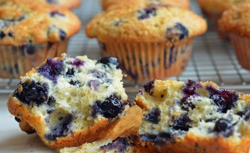 1. Этап. Маффины на молоке: 8. Вот и весь секрет, как приготовить маффины на молоке. Приятного чаепития!