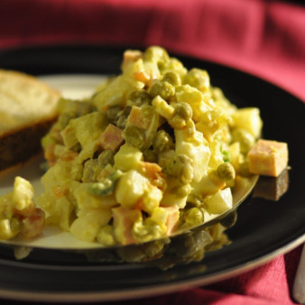 Салат Оливье с морковью