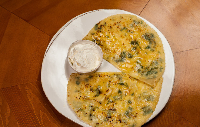 1. Этап. Азербайджанские чебуреки с зеленью: Приятного аппетита!