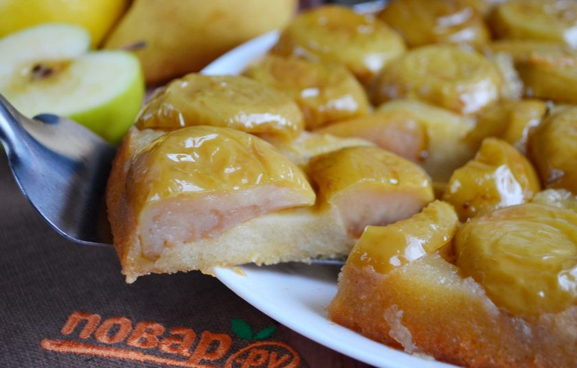 1. Этап. Яблочный пирог Татьяны Толстой: 10. Пробуйте пирог, он нежный и сладкий, мегаяблочный!