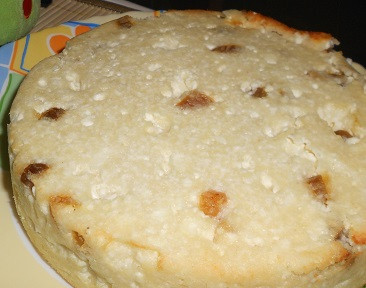 1. Этап. Творожная запеканка в духовке: 8. Через 40 минут запеканка будет готова. Ее необходимо немного остудить, а затем нарезать на порционные кусочки.