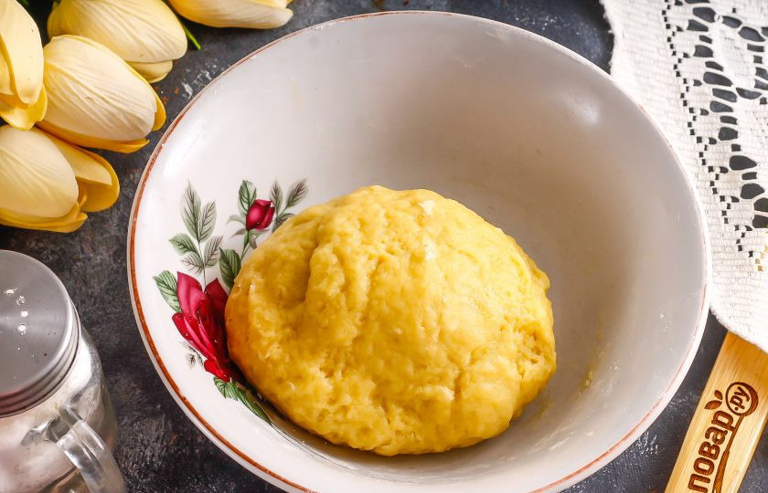 1. Этап. Сахарное печенье для росписи: Тесто должно быть очень холодным.