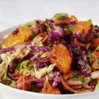 Капустный салат с апельсином