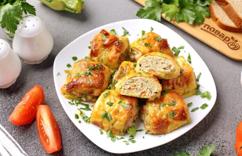 1. Этап. Рулетики из кабачков с мясом: Рулетики из кабачков с мясом готовы. Приятного аппетита!