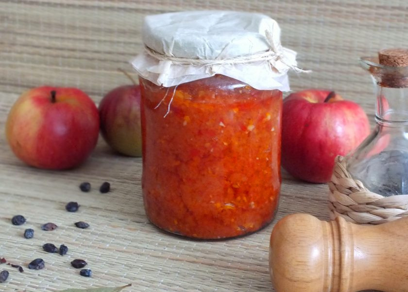 1. Этап. Аппетитка: Из указанного количества ингредиентов получилась 1 баночка объемом 0,65 литра. Вкусных вам заготовок!