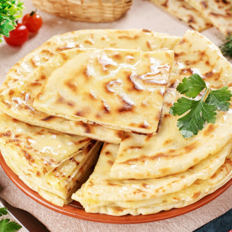 Хычины с сыром и картофелем