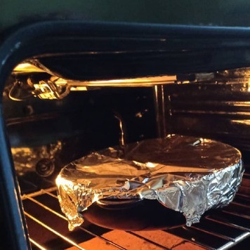 1. Этап. Куриные бедра под медовым соусом: *