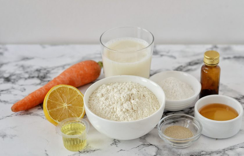 1. Этап. Морковная бабка: Подготовьте все ингредиенты.