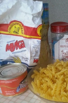 1. Этап. Паста Эконом: Здесь все продукты которые я использовала... для соуса желательно сливочное малос, но у меня его не оказалось... и поэтому я использовала растительное
