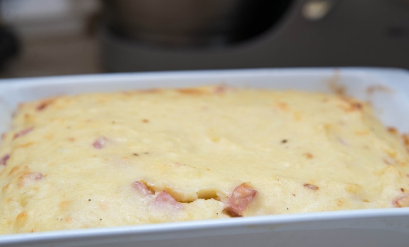1. Этап. Запеканка с колбасой и сыром: Приятного аппетита!