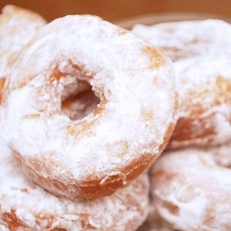 Пончики во фритюре