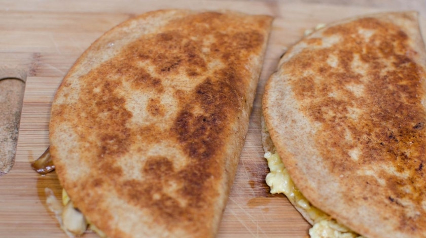 1. Этап. Кесадилья с грибами: Кесадильи с грибами готовы!