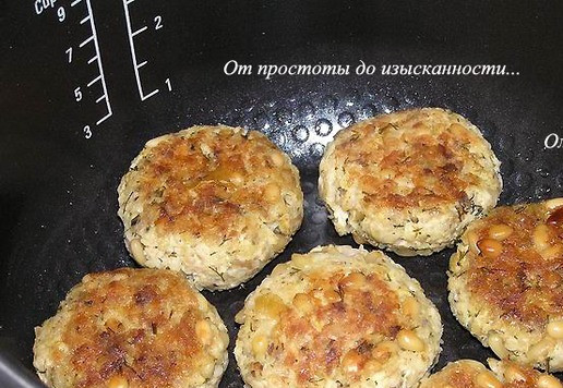 1. Этап. Рыбные котлеты с кедровыми орешками: Готовьте в режиме 