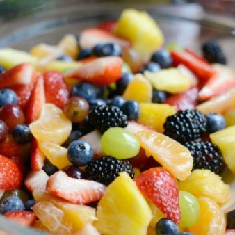 Фруктовый салат Радуга