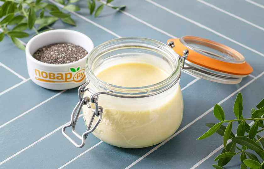 1. Этап. Чиа пудинг с фруктовым пюре: Добавьте подсластить по вкусу и все хорошо перемешайте.