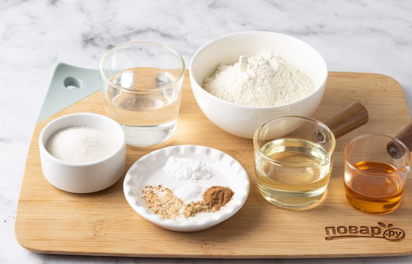 1. Этап. Веганское печенье с корицей: Подготовьте все ингредиенты.