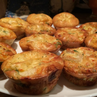 Куриные маффины с сыром